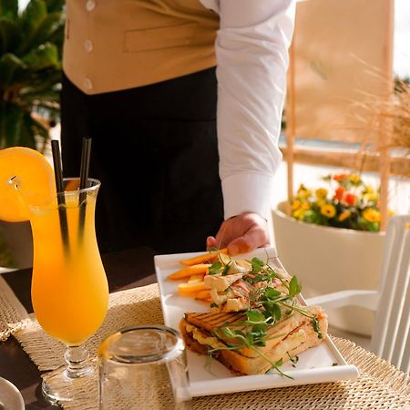 Hotel Saly Δυρράχιο Εξωτερικό φωτογραφία