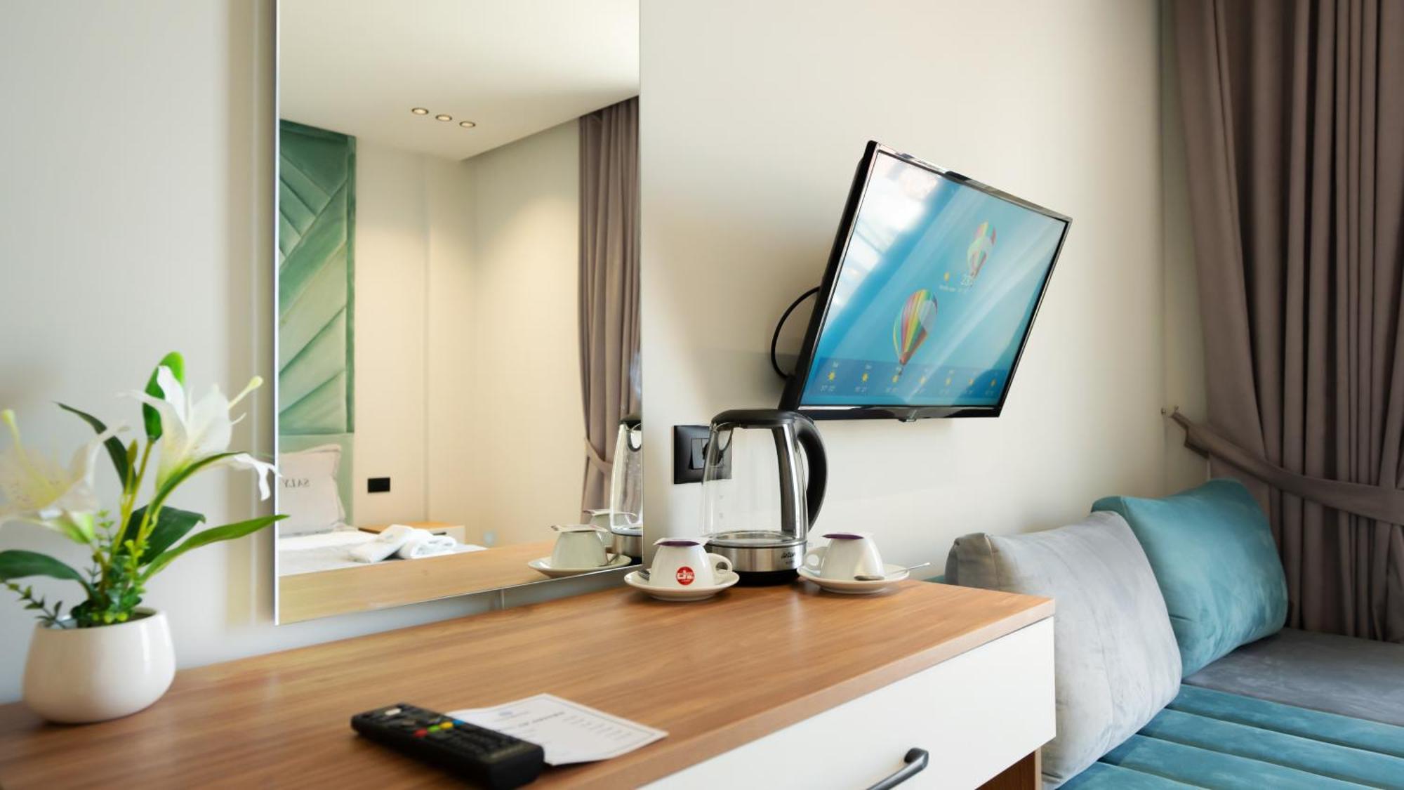 Hotel Saly Δυρράχιο Εξωτερικό φωτογραφία