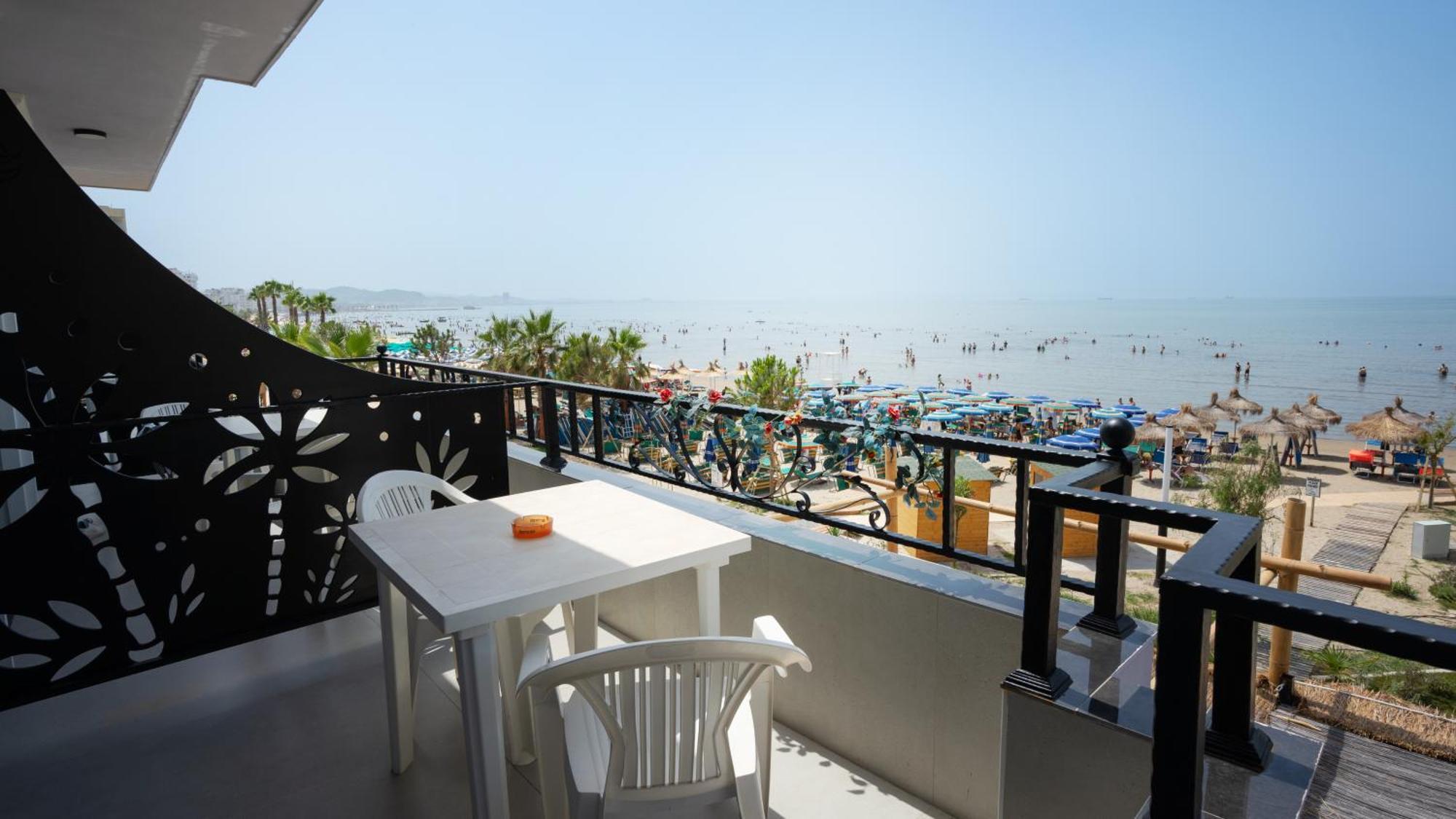 Hotel Saly Δυρράχιο Εξωτερικό φωτογραφία