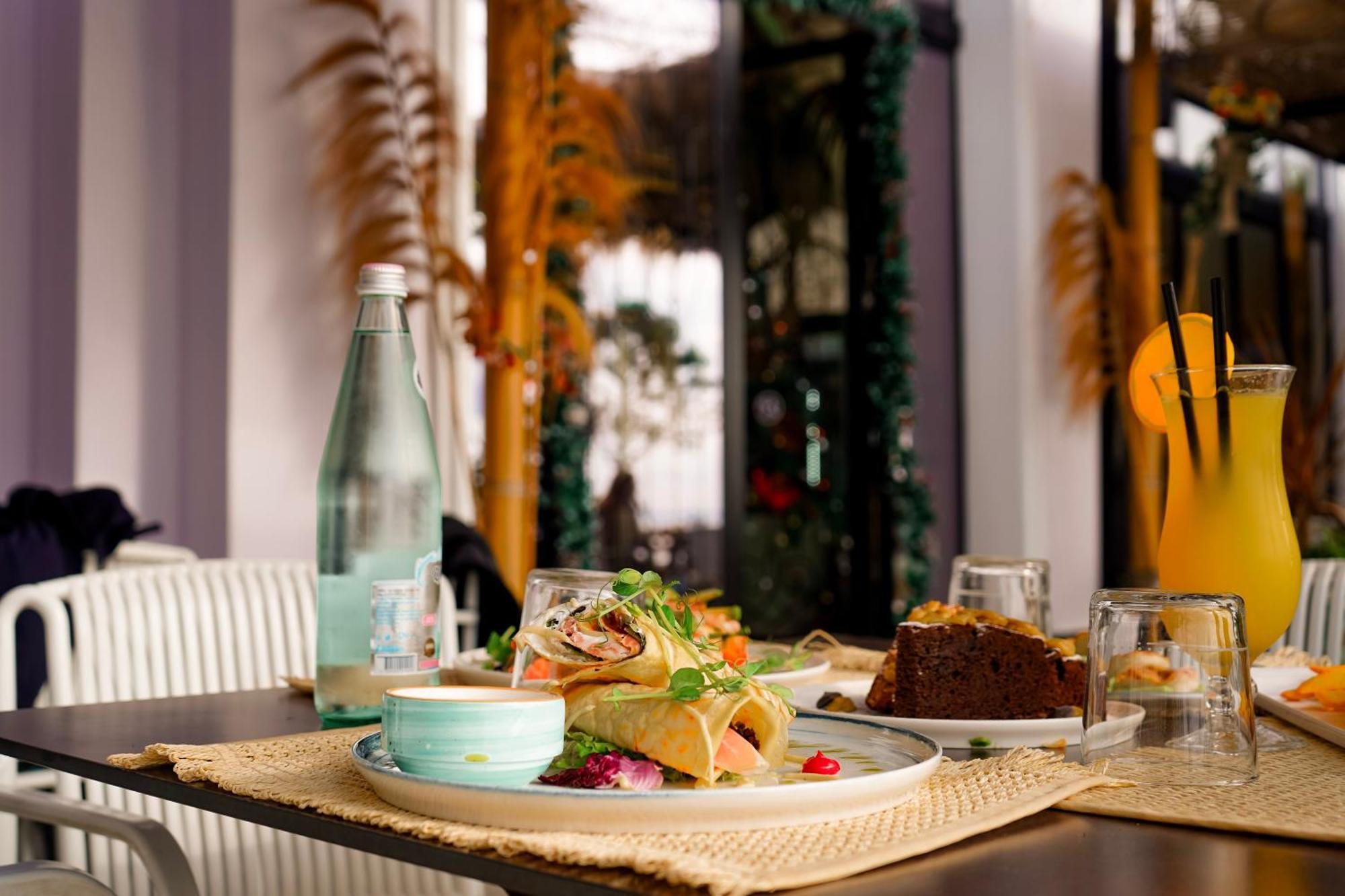 Hotel Saly Δυρράχιο Εξωτερικό φωτογραφία
